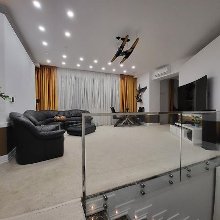 Large Luxury Apartment - Penthouse - Terrace Бухарест Экстерьер фото