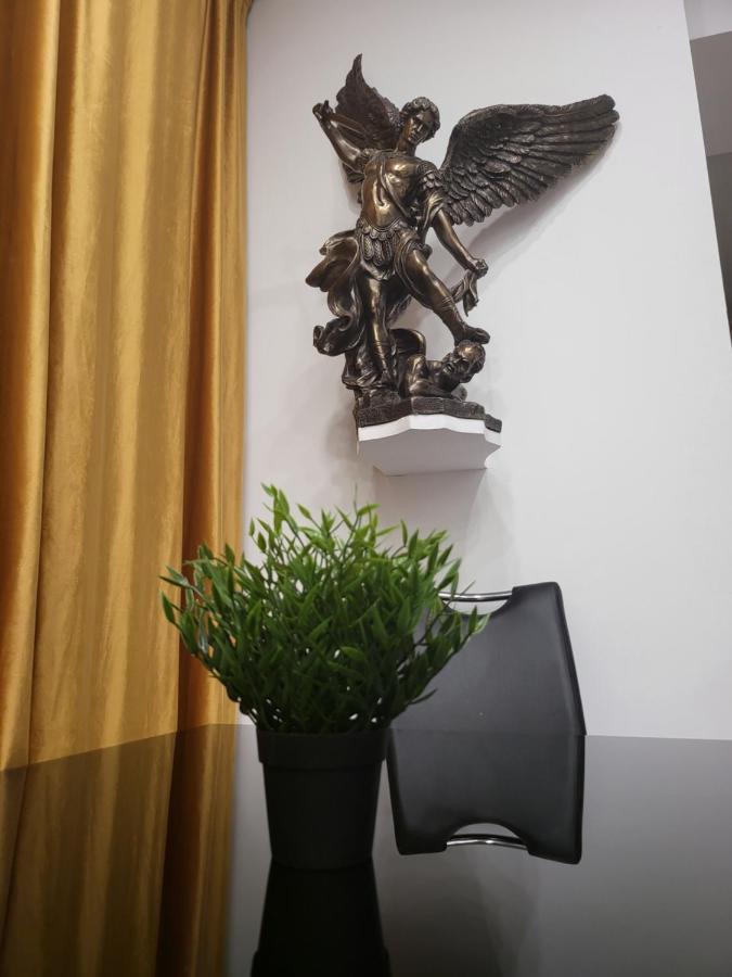 Large Luxury Apartment - Penthouse - Terrace Бухарест Экстерьер фото